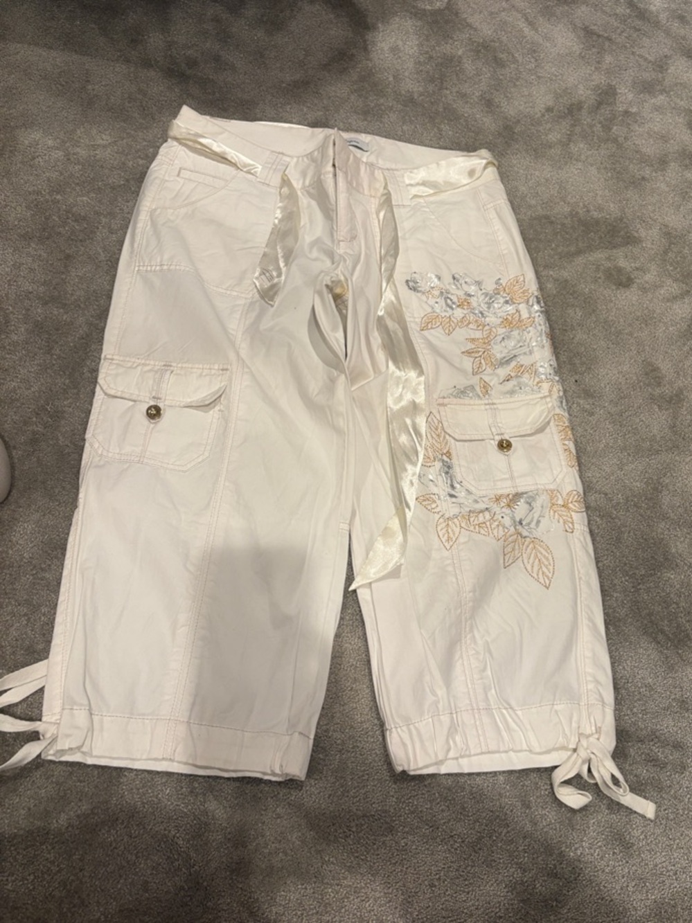 Express White Embroidered Cargo Capris with Floral Detail